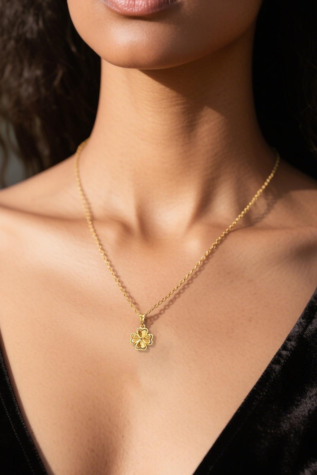 FOLYSTUY(K147) 24k gold filled 4 leaf clad pendant