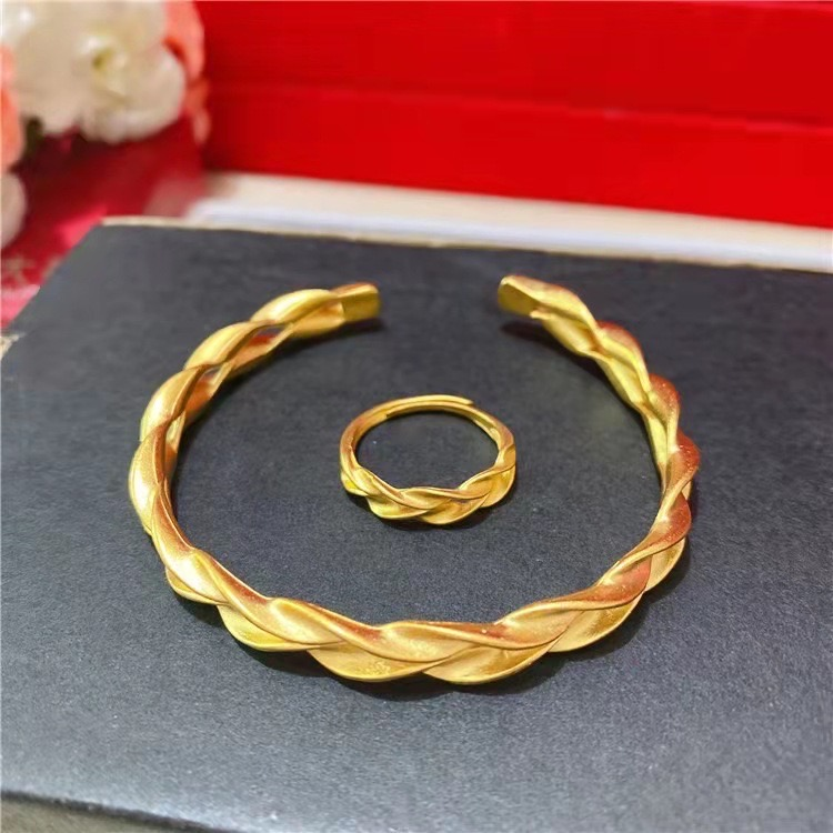 T47 Sheaves of Wheat Matte Bangle