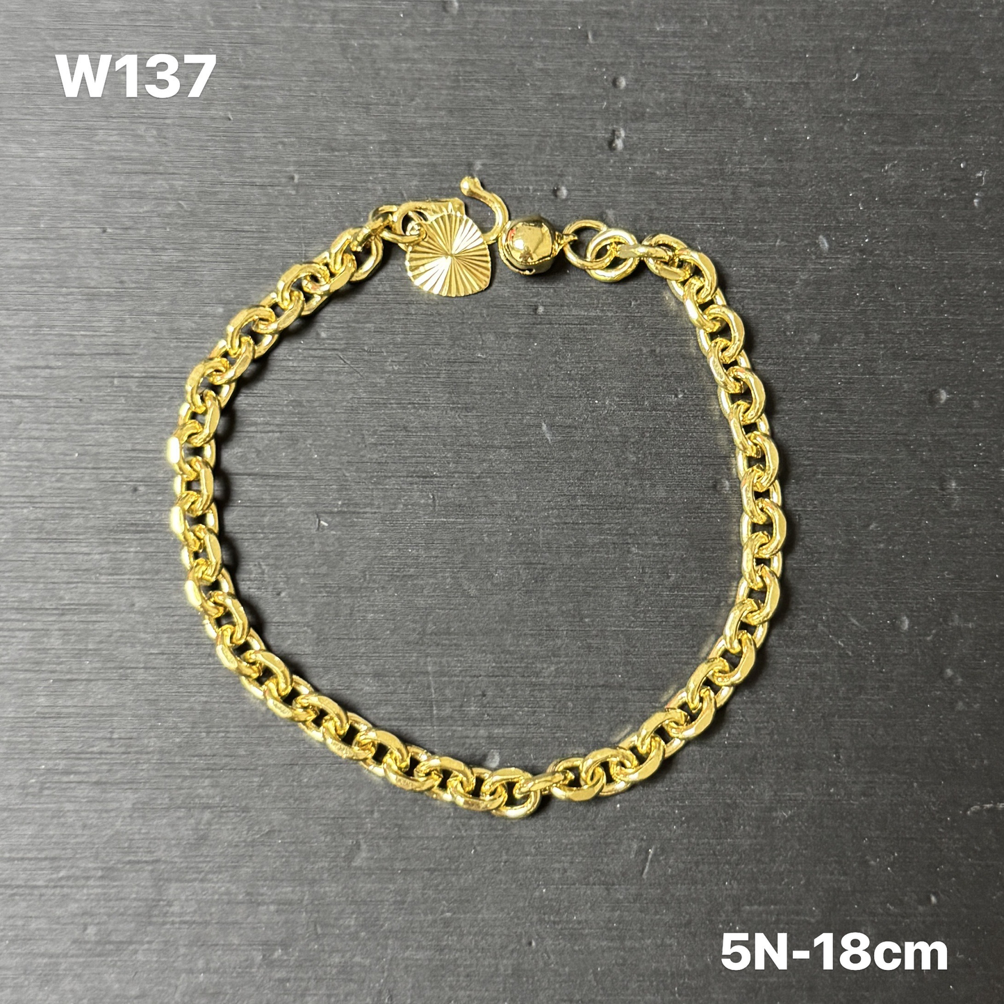 W137 O-shaped bracelet