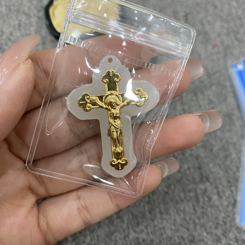 JXY44 Cross Pendant