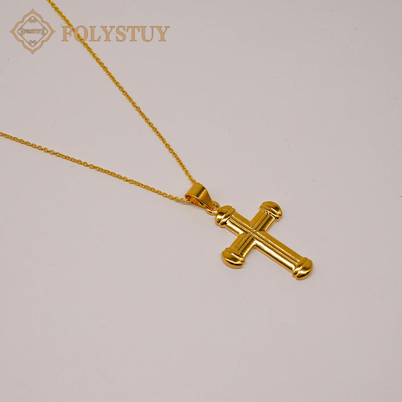 K18 Cross Pendant