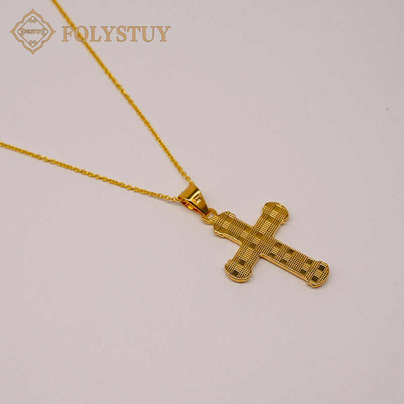 K18 Cross Pendant