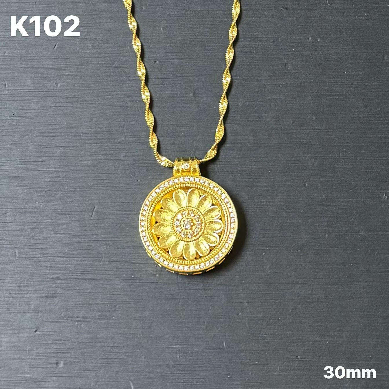 K102 Sunflower Rotating Pendant