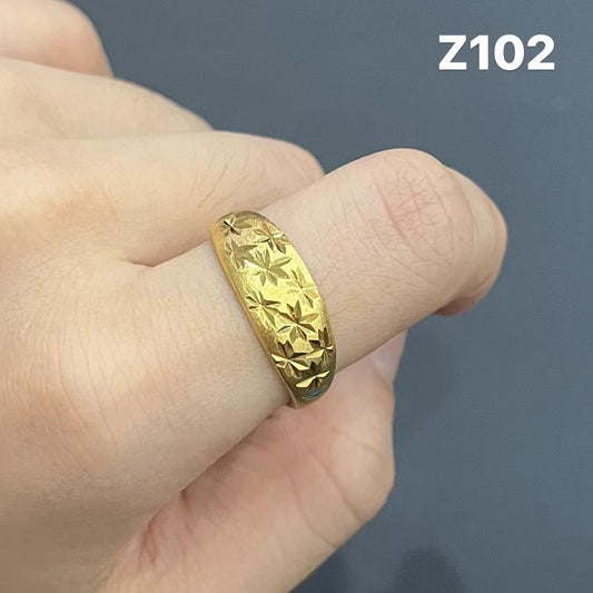 Z102 Sparkling Ring